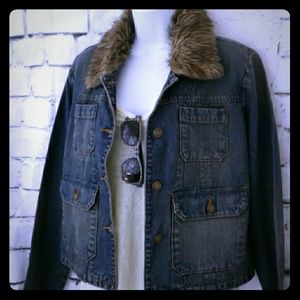 😎 Faux fur collar denim jacket Med